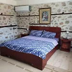 Bona\'S Home